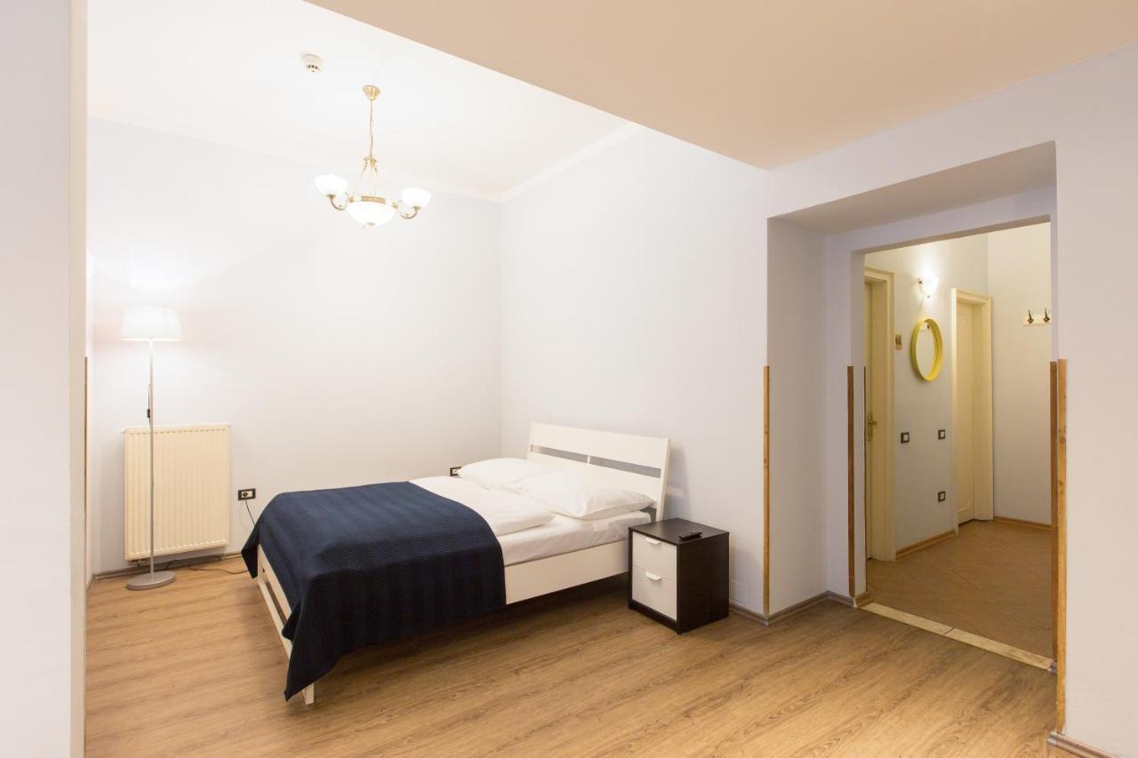 Duskova Apartments Praga Esterno foto